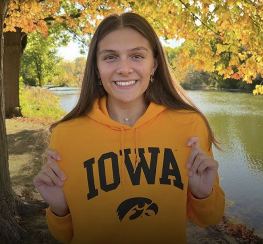 Breaststroke & Freestyle Specialist Cheyenne Burroughs Commits To University Of Iowa (2026)